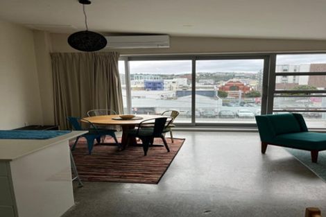 Photo of property in 5/25 Home Street, Mount Victoria, Wellington, 6011