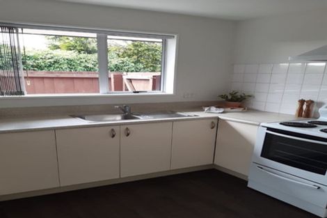 Photo of property in 2/43 Northcote Road, Northcote, Christchurch, 8052