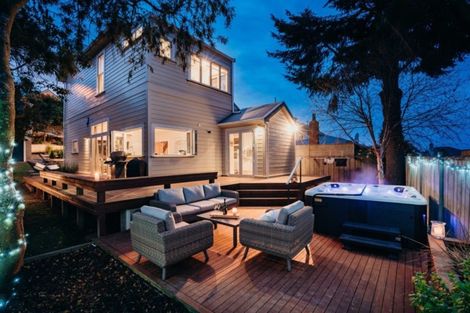 Photo of property in 14 Kilgour Street, Roslyn, Dunedin, 9010