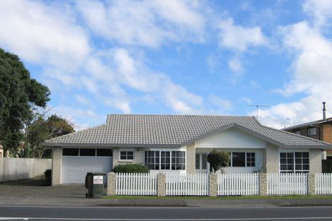 Photo of property in 2/448 Hibiscus Coast Highway, Orewa, 0931
