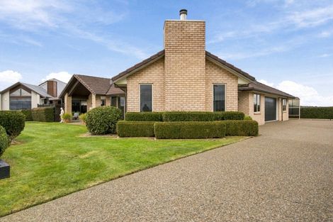 Photo of property in 32 Grace James Road, Pukekohe, 2120