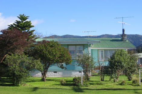 Photo of property in 46 Daniell Street, Featherston, 5710