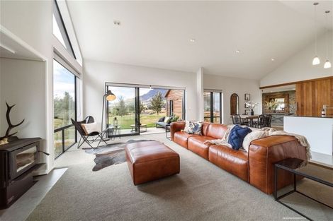 Photo of property in 4 Aberdare Court, Jacks Point, Queenstown, 9371