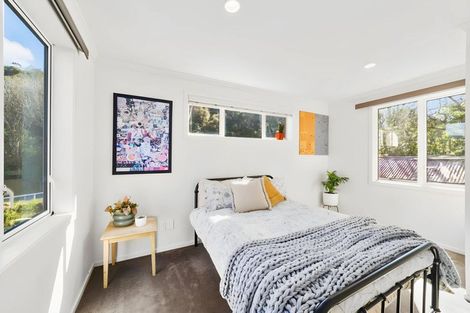 Photo of property in 25 Omar Street, Khandallah, Wellington, 6035