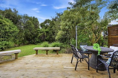 Photo of property in 15 Sartors Avenue, Northcross, Auckland, 0630