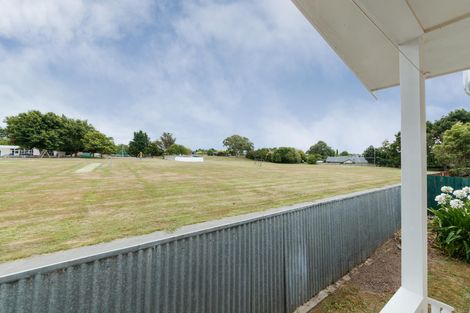 Photo of property in 14 Hartley Place, Awapuni, Palmerston North, 4412