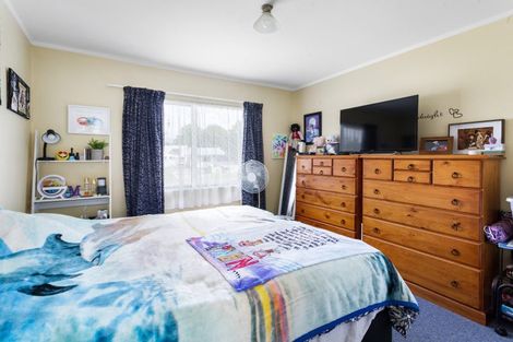 Photo of property in 10 Katterns Street, Katikati, 3129