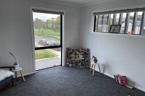 Photo of property in 1 La Mer Lane, Wallaceville, Upper Hutt, 5018