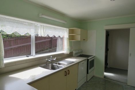 Photo of property in 66 Waiwaka Terrace, Strandon, New Plymouth, 4312
