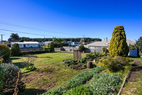 Photo of property in 12 Seabury Avenue, Foxton Beach, Foxton, 4815