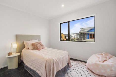 Photo of property in 33 Bristol Freighter Road, Hobsonville, Auckland, 0616