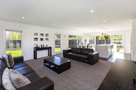 Photo of property in 80 Riverstone Drive, Riverstone Terraces, Upper Hutt, 5018