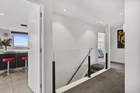 Photo of property in 10 Garfield Avenue, Roslyn, Dunedin, 9010