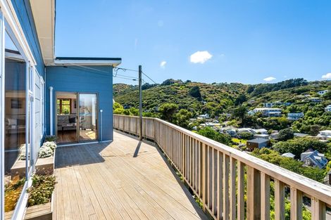 Photo of property in 6 Gordon Road, Plimmerton, Porirua, 5026