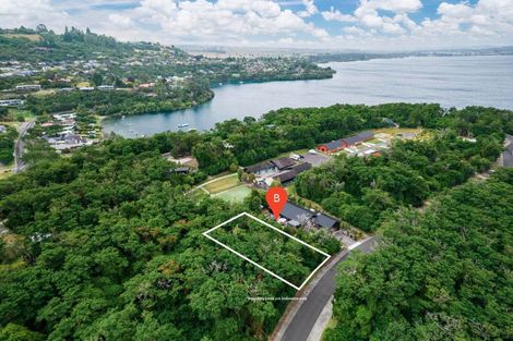 Photo of property in 70 Parawera Drive, Acacia Bay, Taupo, 3330