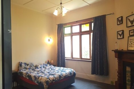 Photo of property in 235 The Esplanade, Petone, Lower Hutt, 5012