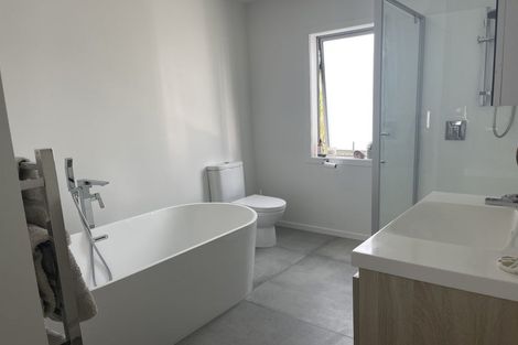 Photo of property in 17 Ardern Avenue, Stanmore Bay, Whangaparaoa, 0932