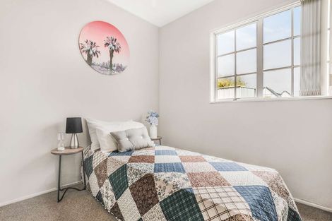 Photo of property in 3/63 Kenderdine Road, Papatoetoe, Auckland, 2025