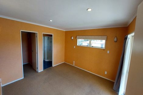 Photo of property in 7 Ironstone Place, Randwick Park, Auckland, 2105