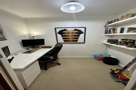 Photo of property in 6 Woodward Avenue, Mangere Bridge, Auckland, 2022