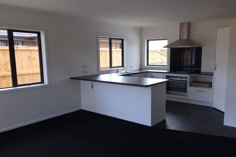 Photo of property in 25 Waikai Close, Ruakura, Hamilton, 3214