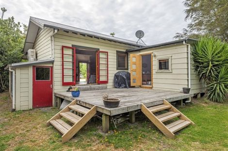 Photo of property in 24 Harris Street, Kaiti, Gisborne, 4010