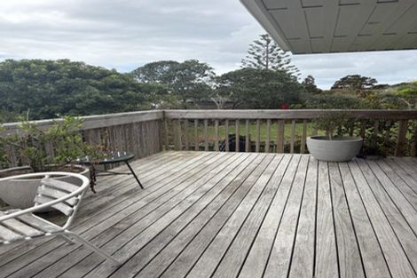 Photo of property in 17b Scott Road, Stanmore Bay, Whangaparaoa, 0932