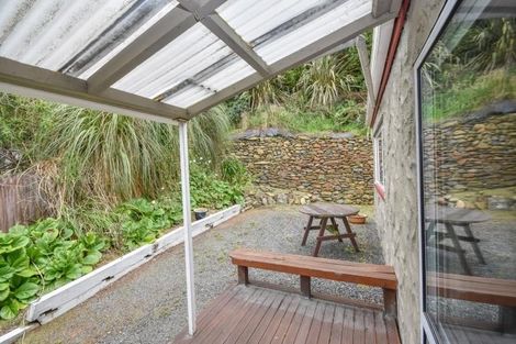 Photo of property in 173 Ravensbourne Road, Ravensbourne, Dunedin, 9022