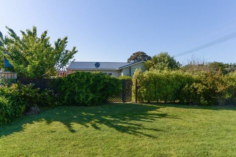 Photo of property in 2 Leyland Road, Te Awanga, 4102