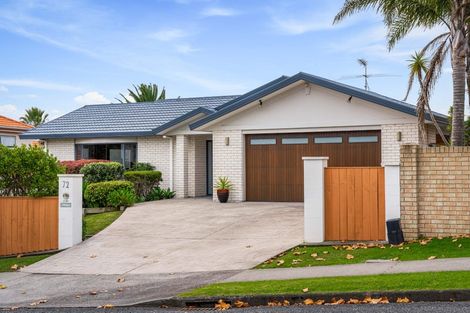 Photo of property in 72 Marina View Drive, West Harbour, Auckland, 0618
