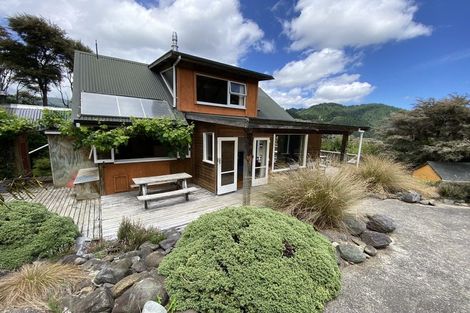 Photo of property in 18a Sharlands Road, Maitai, Nelson, 7010