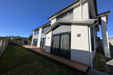 Photo of property in 89 Medallion Drive, Oteha, Auckland, 0632