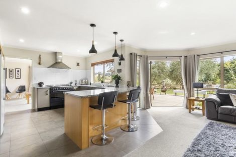 Photo of property in 237 Stoney Creek Road, Kaukapakapa, 0873