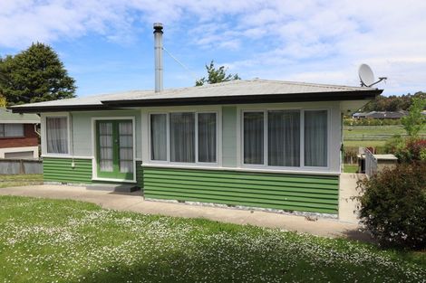 Photo of property in 27 Arthur Street, Holmes Hill, Oamaru, 9401