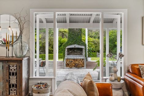 Photo of property in 47 Waipuia Place, Greenhithe, Auckland, 0632