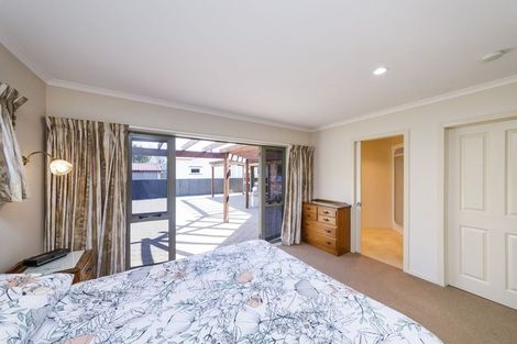 Photo of property in 5 Wilson Street, Bulls, 4818