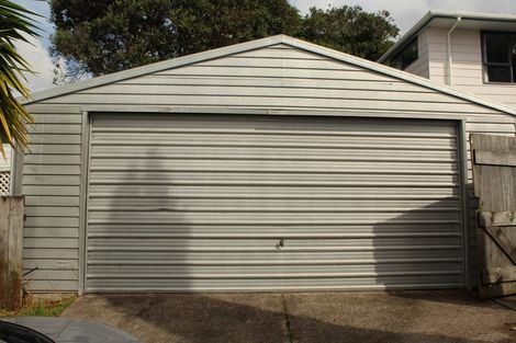 Photo of property in 140e Hepburn Road, Glendene, Auckland, 0602
