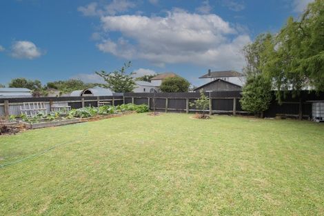 Photo of property in 11 Wilson Street, Pahiatua, 4910