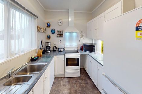 Photo of property in 2/11 Pitt Street, Whanganui, 4500