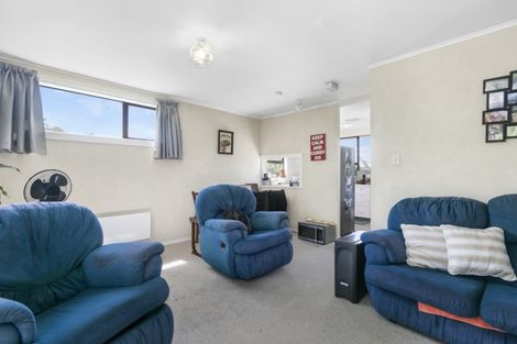 Photo of property in 9a City View Grove, Harbour View, Lower Hutt, 5010