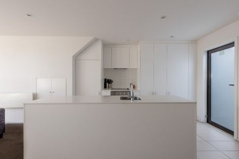 Photo of property in 1/20 North Avon Road, Richmond, Christchurch, 8013