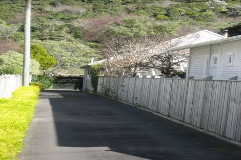 Photo of property in 43a Parkvale Road, Karori, Wellington, 6012