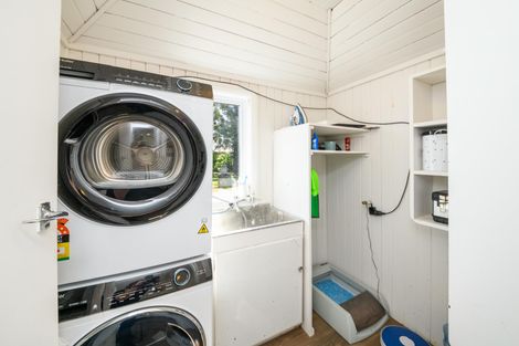 Photo of property in 43 Ihle Street, Terrace End, Palmerston North, 4410