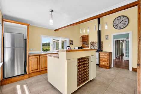 Photo of property in 24a Waterview Crescent, Kaiwaka, 0573