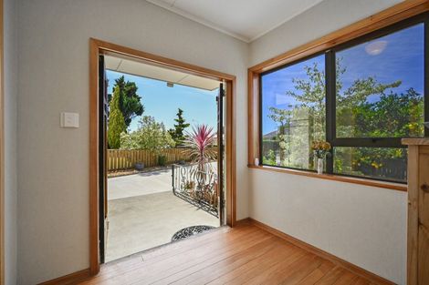 Photo of property in 711 Maitland Crescent, Mayfair, Hastings, 4122