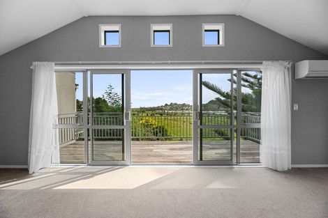 Photo of property in 19 Brodie Place, Bethlehem, Tauranga, 3110