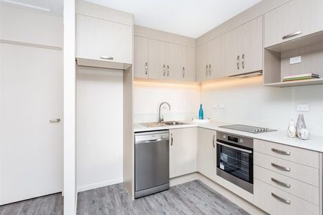 Photo of property in 80c Shakespeare Road, Waltham, Christchurch, 8023