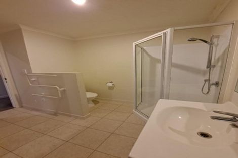 Photo of property in 33 Clemow Road, Fitzroy, New Plymouth, 4312