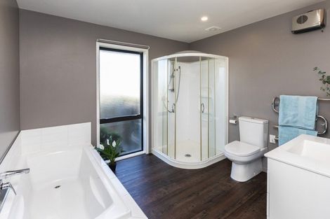 Photo of property in 23 Raranga Street, Marshland, Christchurch, 8083