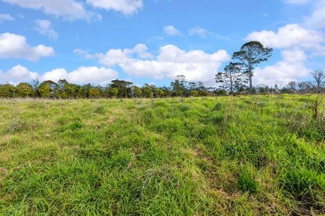 Photo of property in 511e West Coast Road, Glen Eden, Auckland, 0602